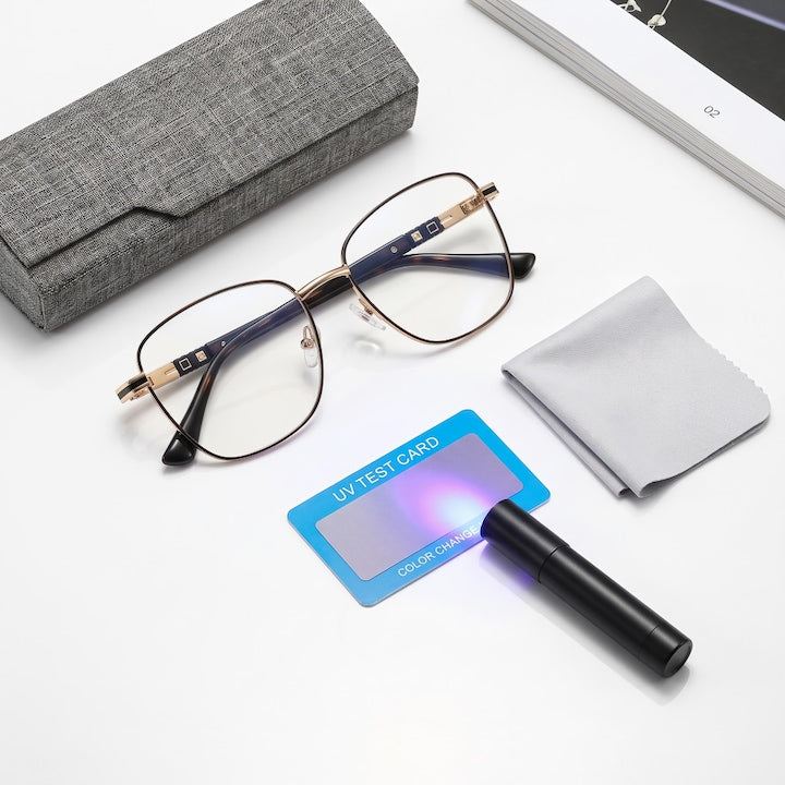 Ochelari Anti Lumina Albastra Femei Cadru Metalic Premium Negru si auriu Rama metalica aurie cu balamale cu arc lentile din rasina design elegant 52mm 26.7g Set cu Cutie si Servetel Microfibra