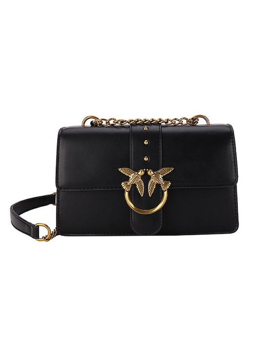 Pinko - Aceasta geanta de mana  geanta de umar si geanta de dama are un lant elegant si un design stilat. Este neagra si masoara 24*14*9 cm 12 rate cu 0% dobândă