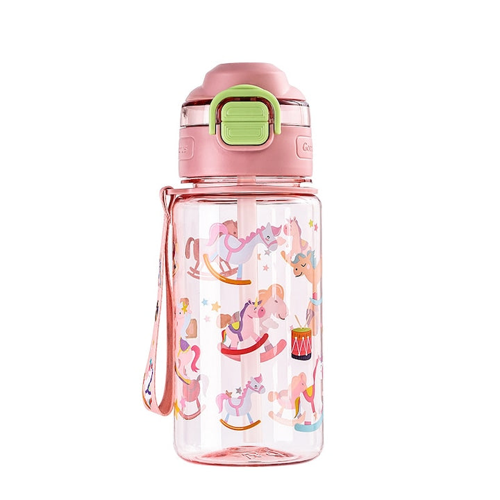 Sticla de Apa pentru Copii Fara BPA  Capac One-Touch cu Pai si Bautura Directa cu Blocaj  Panglica de incheietura si Inchizatoare  Anti-Curgere  Design Cartoon Carusel Roz 550ml