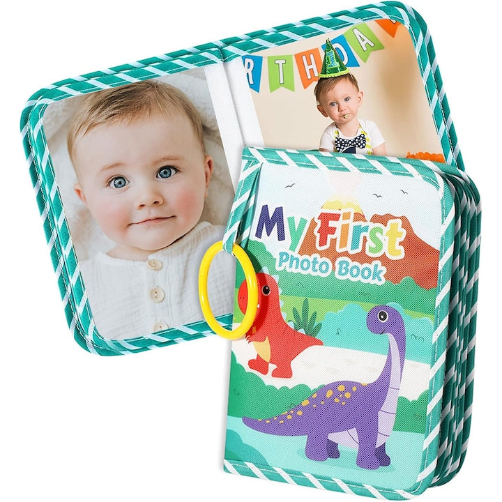 Album Foto din Material Textil pentru Bebelusi – Dinozaur Verde  cu Oglinda Moale si Inel de Agatare  pentru Poze 10x15 cm  Cadou Baby Shower